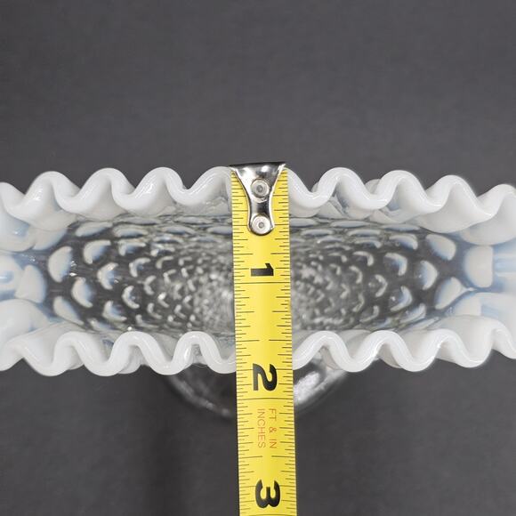 Vintage Fenton Opalescent Moonstone Hobnail Fan Vase 6" Vintage Glass Ruffles - Picture 9 of 10